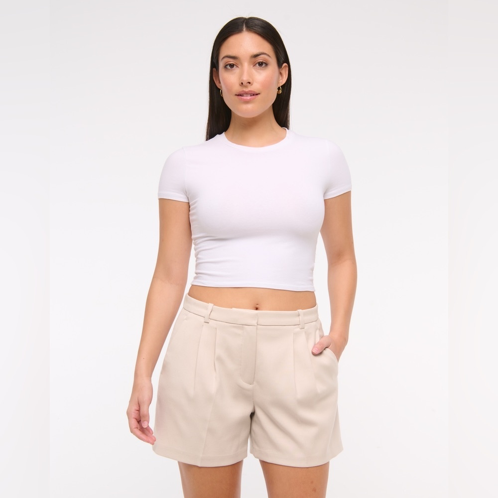 NWT Abercrombie & Fitch Sloane Tailored Curve Love Shorts In Ash Size 26 / 2